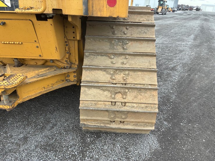 2016-caterpillar-d6n-lgp-image-23