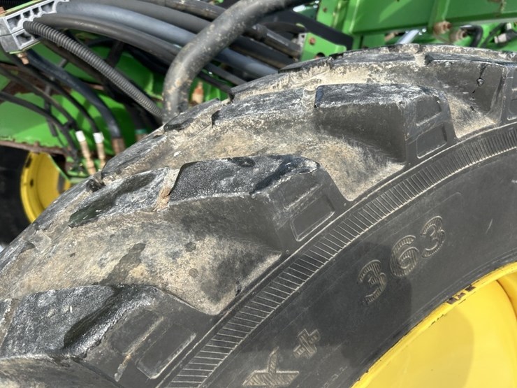 2015-john-deere-r4030-image-50