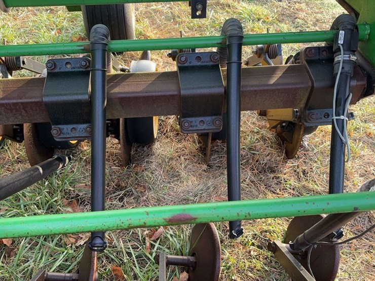 john-deere-750-image-16