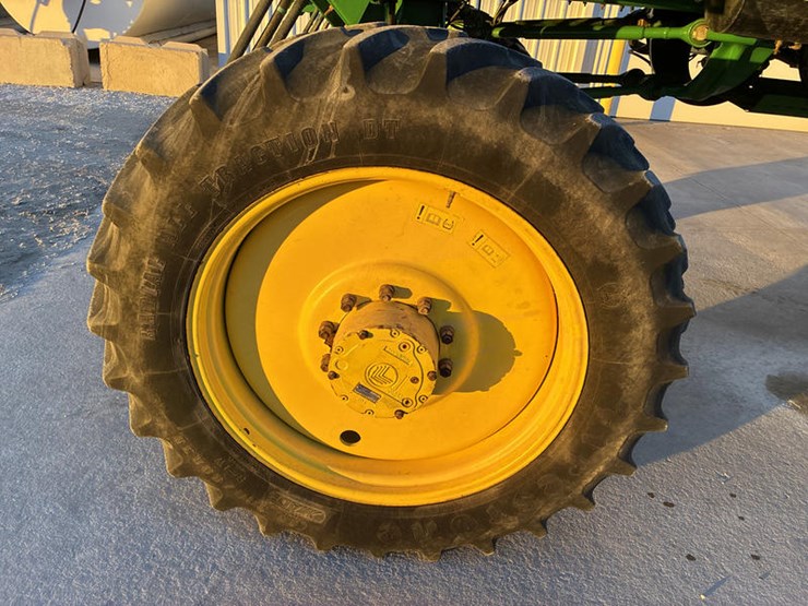 2017-john-deere-r4023-image-60