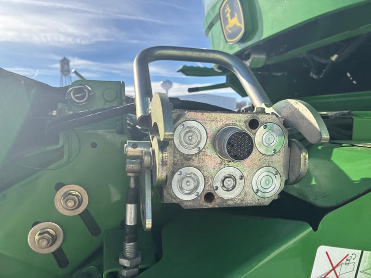 2006-john-deere-9660-sts-image-25