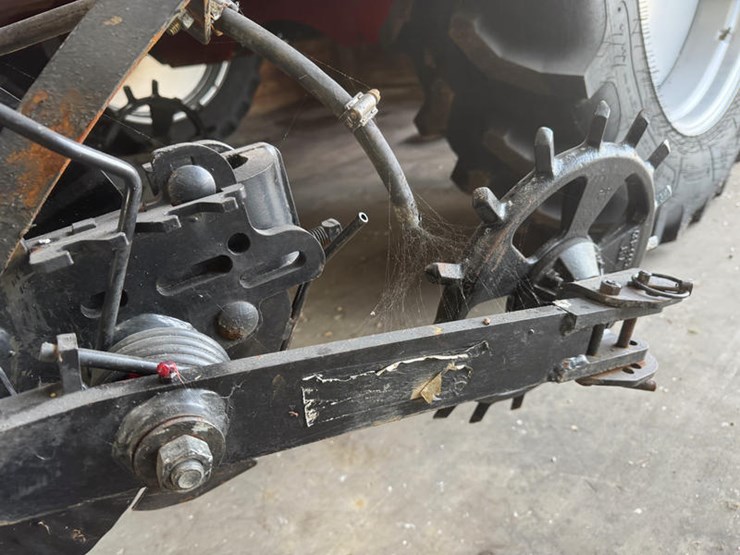 case-ih-2800-image-10