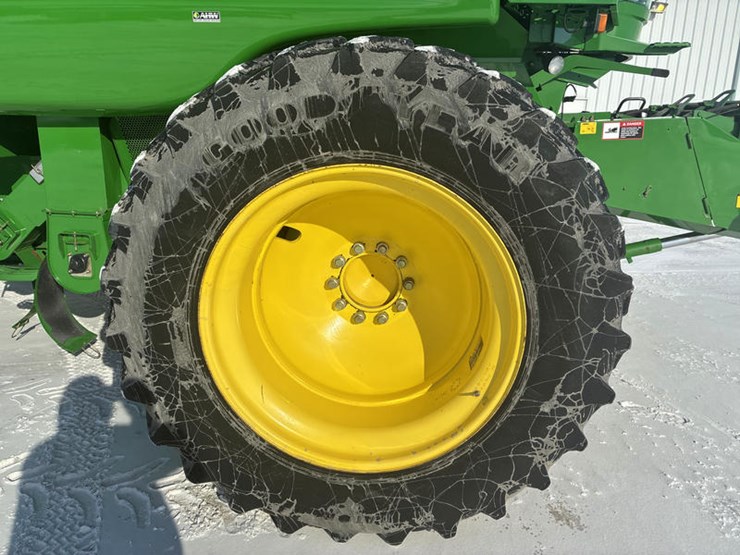 2006-john-deere-9660-sts-image-33