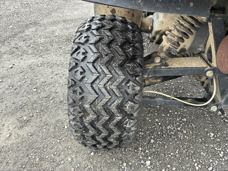 john-deere-gator-image-29