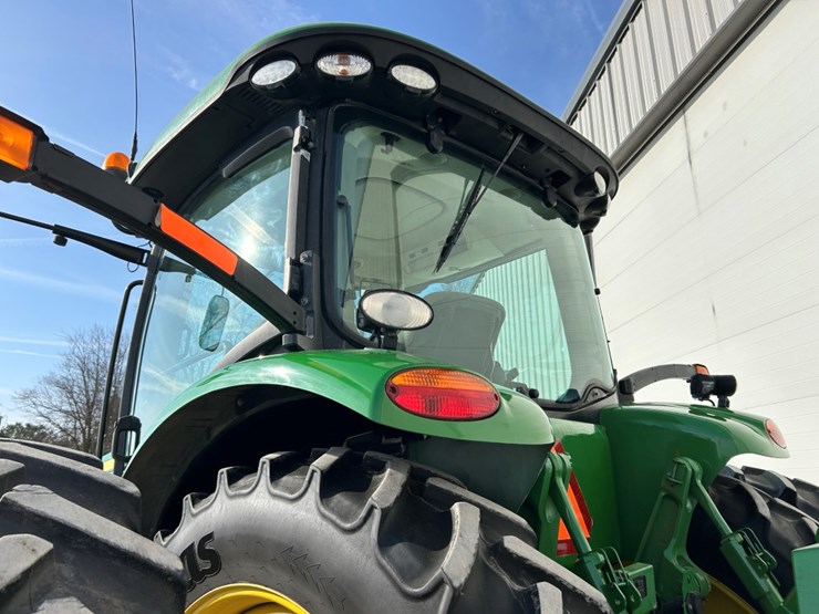 2012-john-deere-8310r-image-24
