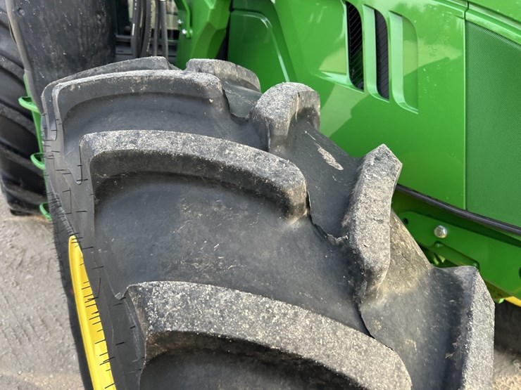 2023-john-deere-6155m-image-41