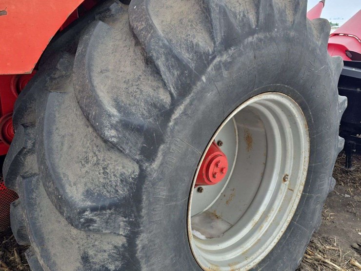 1990-massey-ferguson-8570-image-14