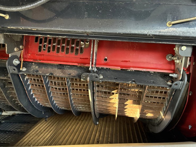 2010-case-ih-7120-image-78