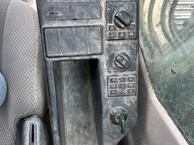 #122558-•-2017-volvo-ec160el-#vcec160ec00310212-image-38