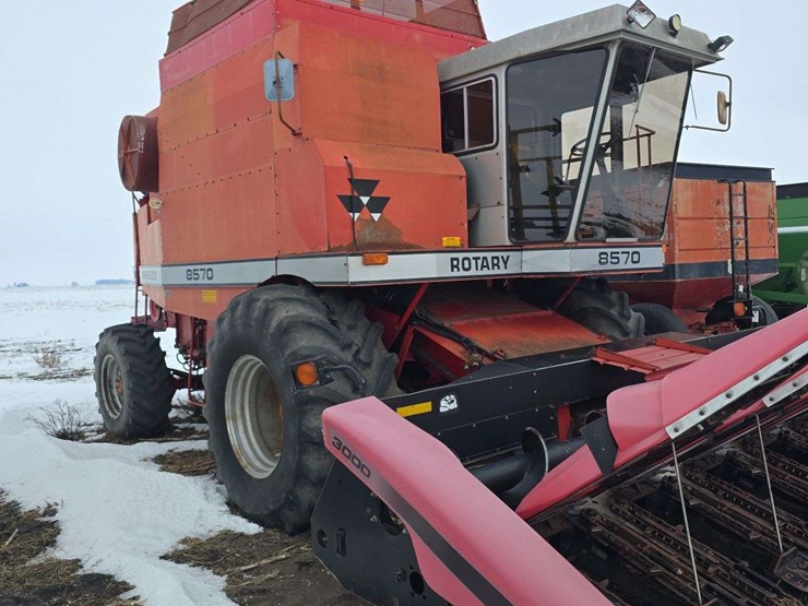 1990-massey-ferguson-8570-image-3