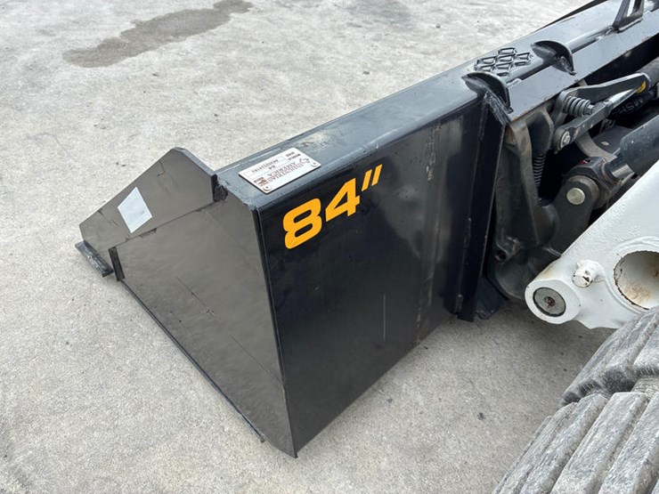 2022-bobcat-t76-image-50