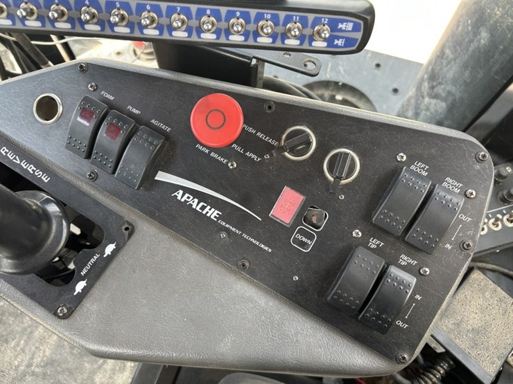 2005-apache-as850-image-33