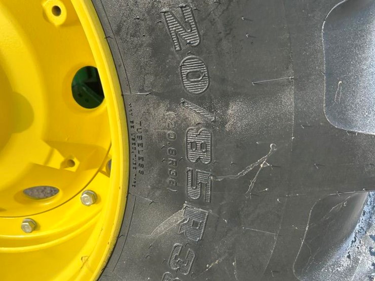 2023-john-deere-6155m-image-33