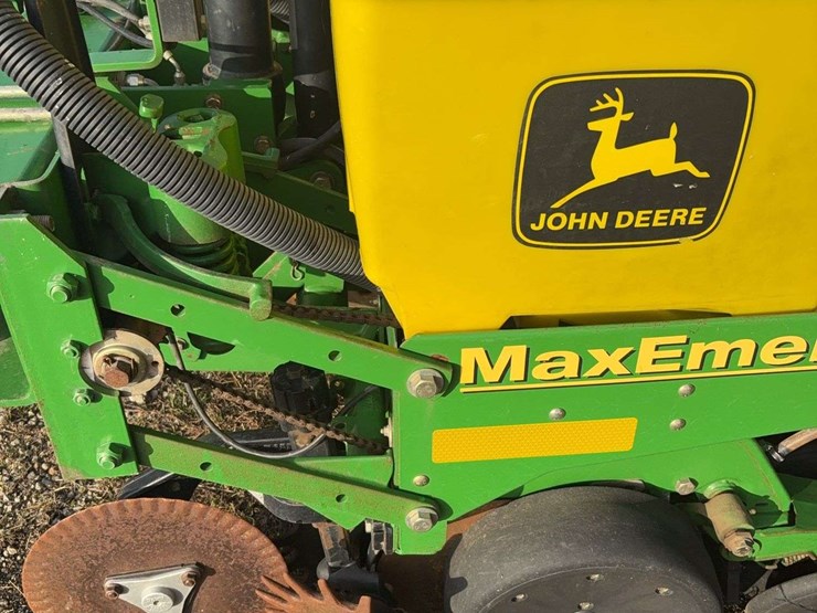 john-deere-1770-image-24
