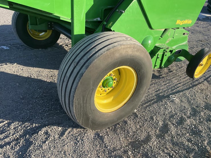 2004-john-deere-467-image-14