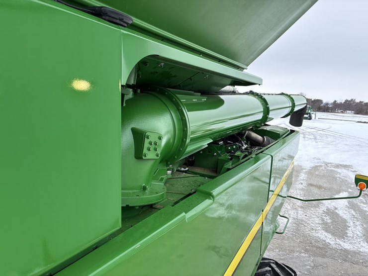 2018-john-deere-s780-image-92