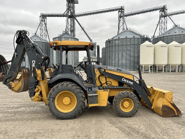 2021-deere-310sl-hl-image-6