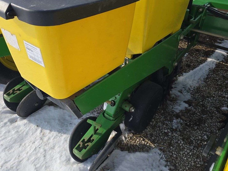 john-deere-1770-image-13