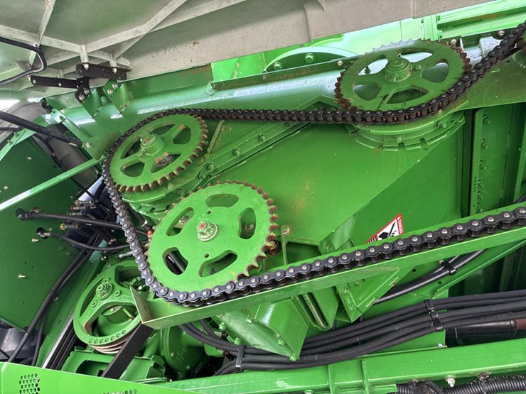 2013-john-deere-s690-image-56