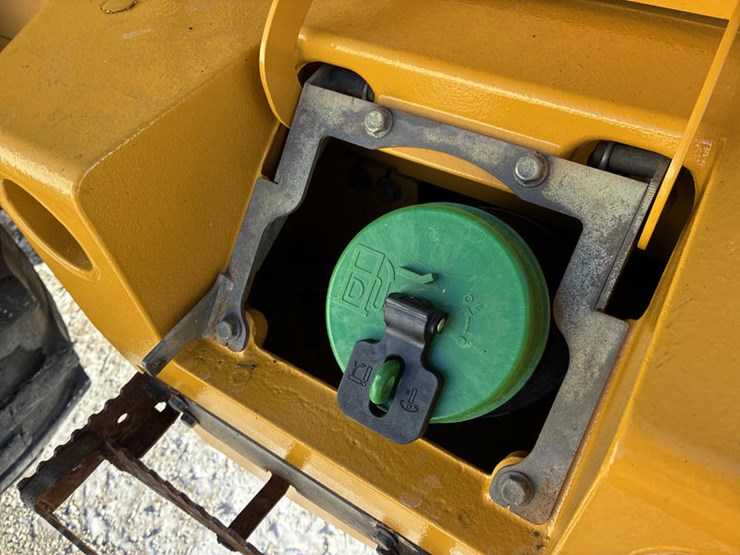 #122570-•-2011-jd-544k-#1dw544kzpb0635211-image-70