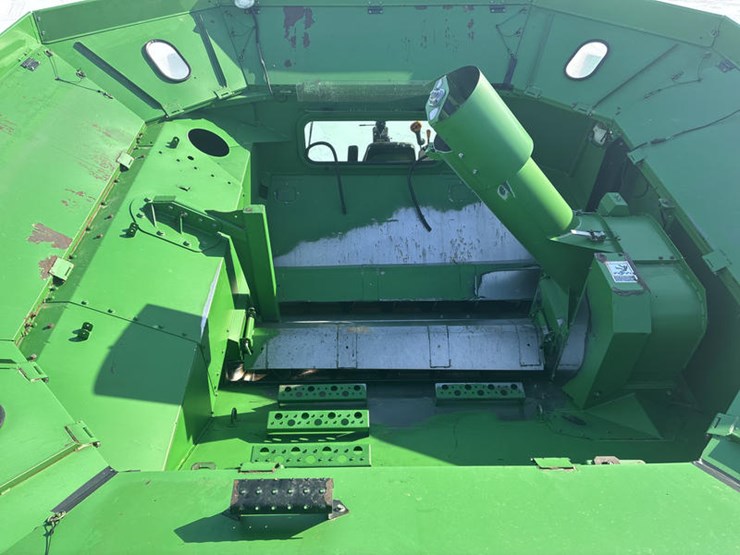 2006-john-deere-9660-sts-image-76