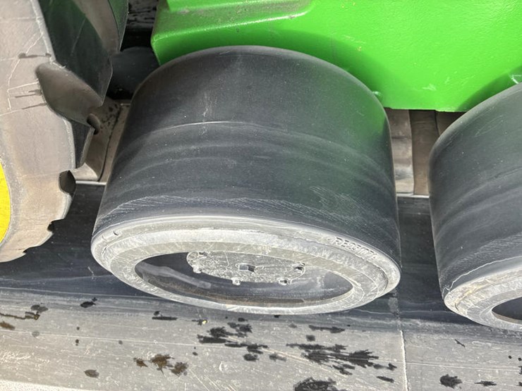 2016-john-deere-9520rt-image-51