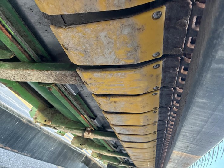 2011-john-deere-635f-image-38