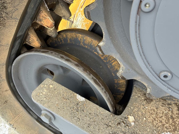 #122574-•-2006-jd-ct322-#t0322ta126871-image-36