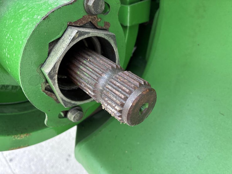 2013-john-deere-s690-image-22