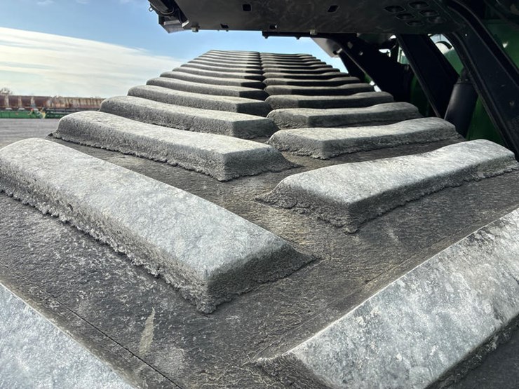 2016-john-deere-9520rt-image-44