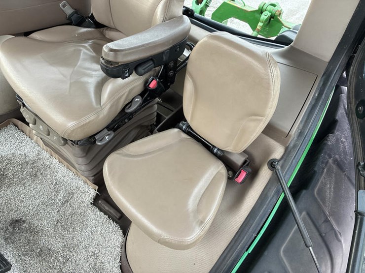 2011-john-deere-8335rt-image-73