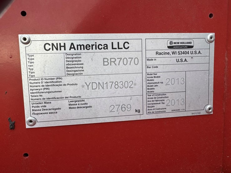 2013-new-holland-br7070-image-8