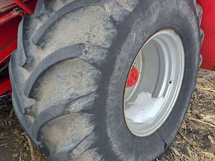 1990-massey-ferguson-8570-image-7