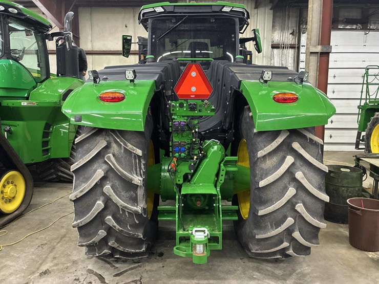 2024-john-deere-9r-590-image-12