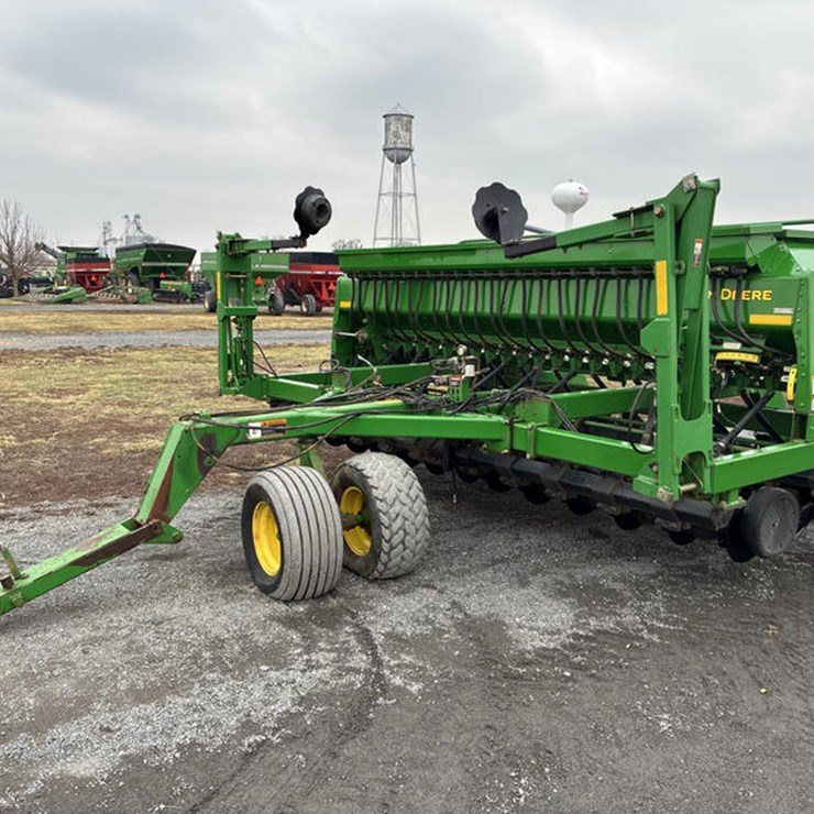 2003 JOHN DEERE 1590