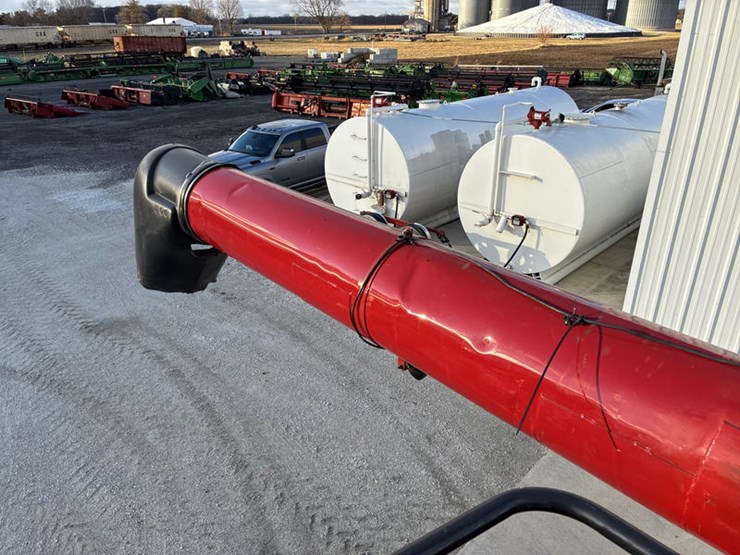 2010-case-ih-7120-image-86