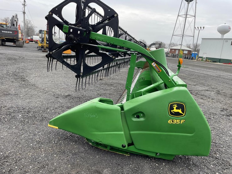 2011-john-deere-635f-image-10