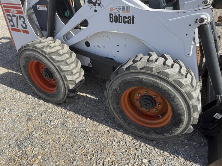bobcat-873-image-2