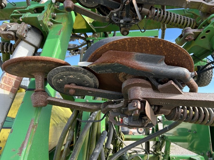 2006-john-deere-1990-image-54