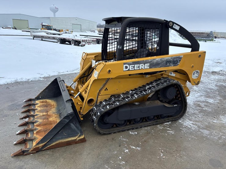 #122574-•-2006-jd-ct322-#t0322ta126871-image-10