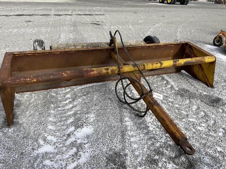 #15040-•-10'-box-scrapper-image-1