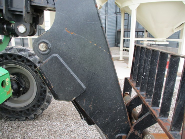 #120787-•-2016-jlg-6042-telehandler-#160076753-image-9