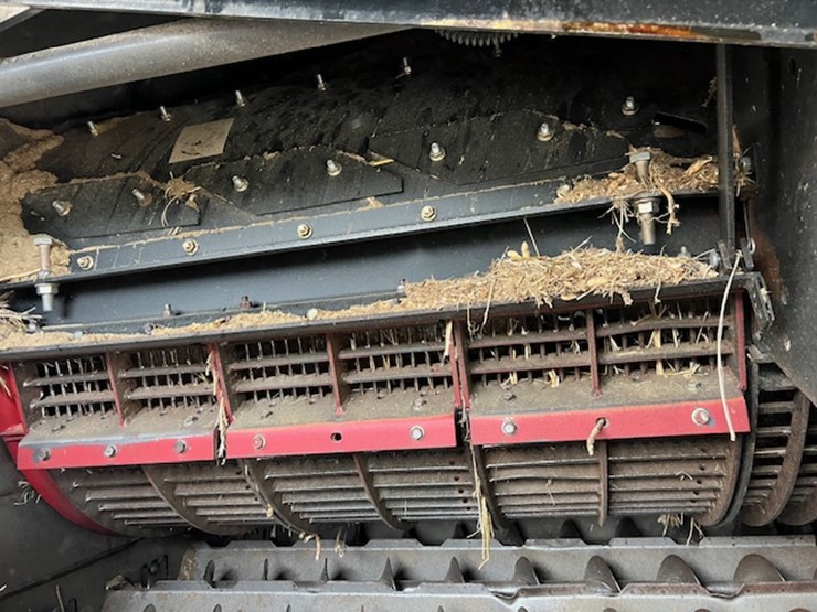 2010-case-ih-6088-image-24