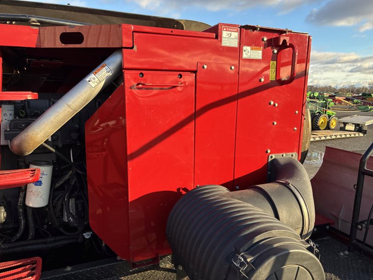 2010-case-ih-7120-image-85