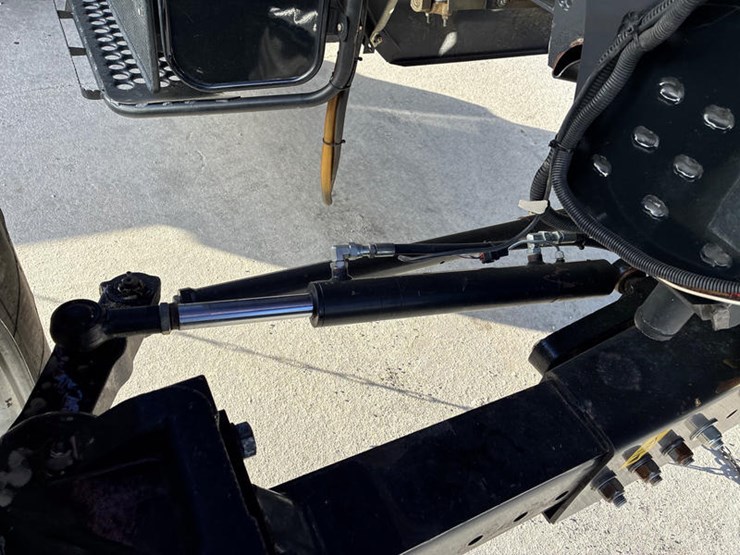 2010-case-ih-7120-image-48