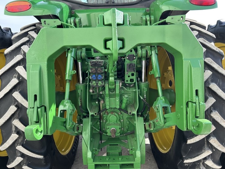 2012-john-deere-8310r-image-67