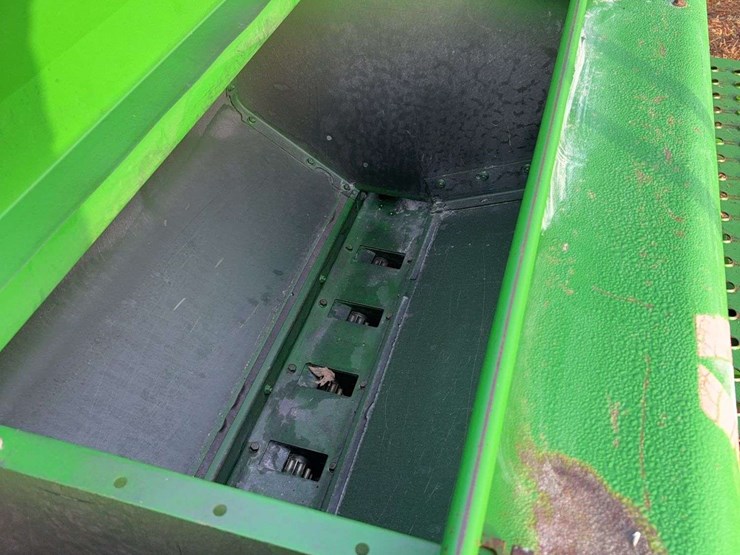 john-deere-750-image-24