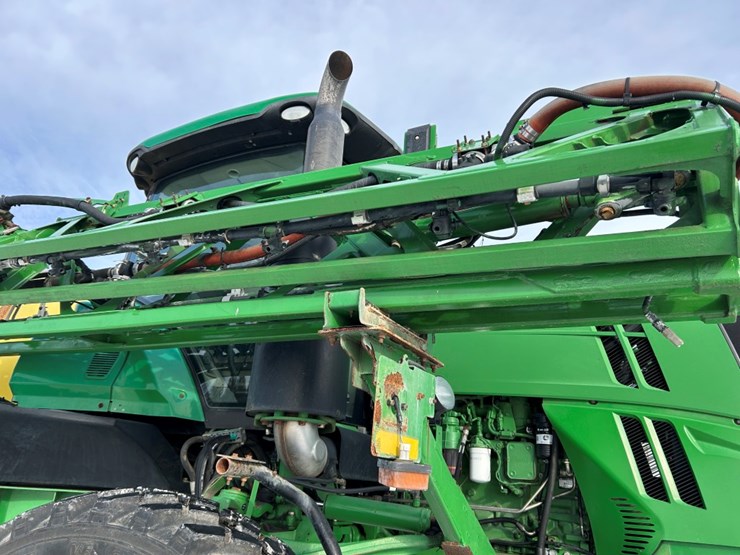 2015-john-deere-r4030-image-24