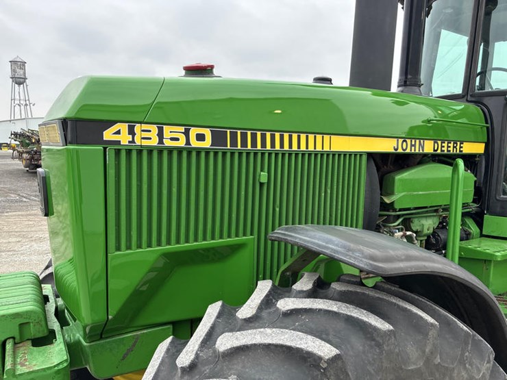 1983-john-deere-4850-image-33