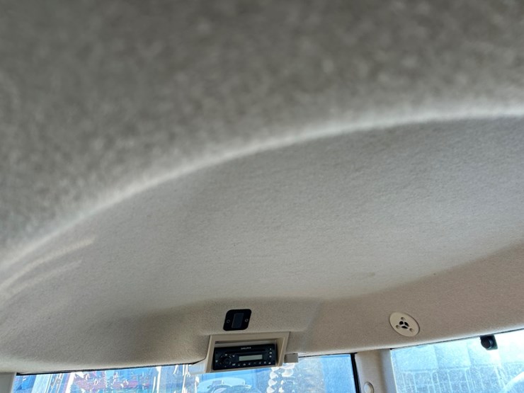 2013-john-deere-4940-image-32